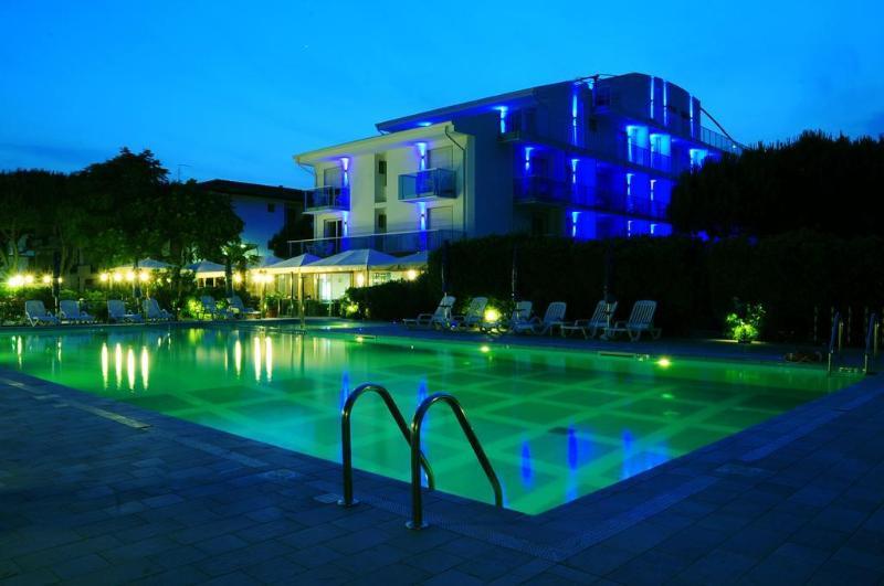 Park Hotel Ermitage Resort & Spa Lido di Jesolo Buitenkant foto