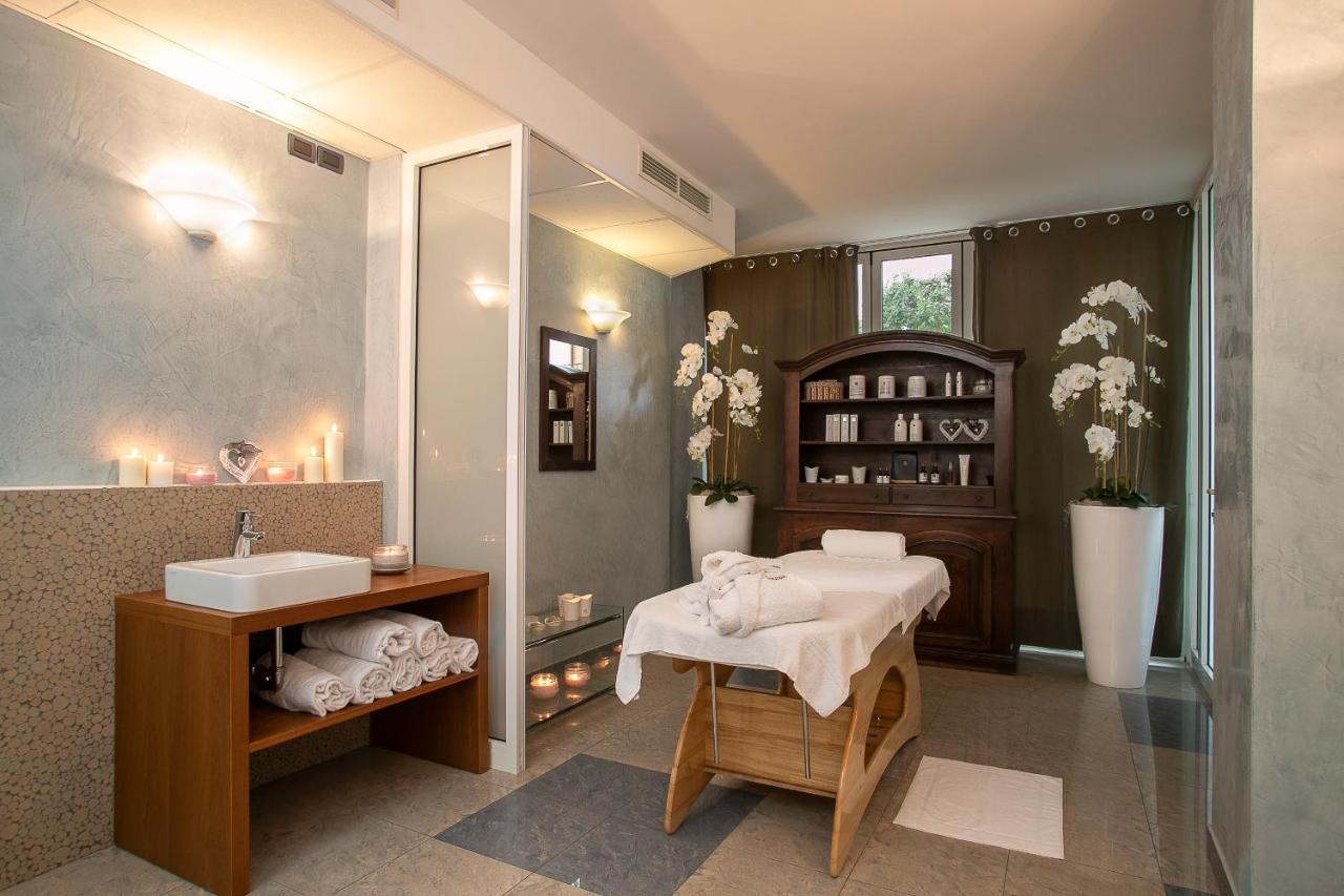 Park Hotel Ermitage Resort & Spa Lido di Jesolo Buitenkant foto