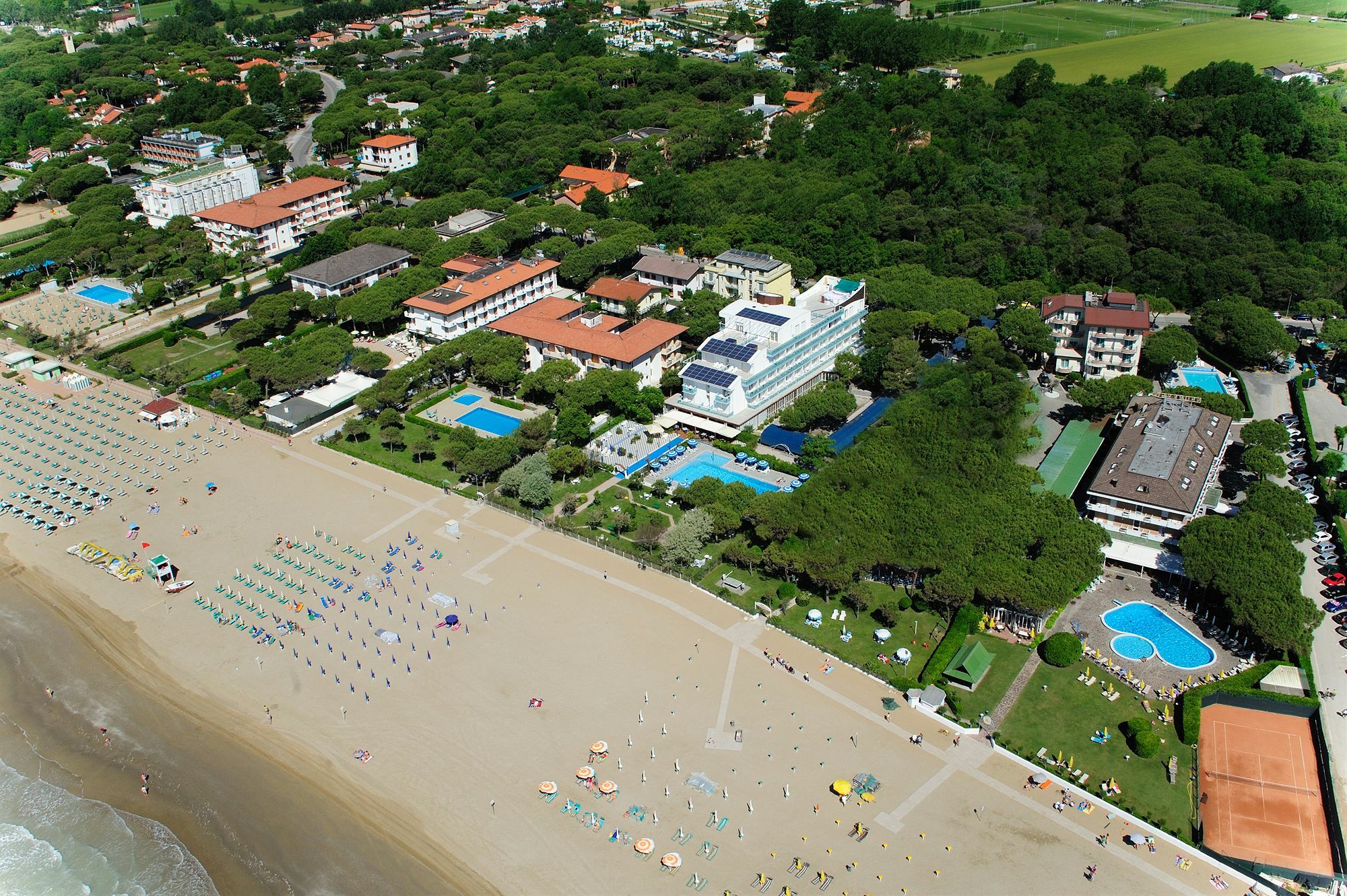 Park Hotel Ermitage Resort & Spa Lido di Jesolo Buitenkant foto