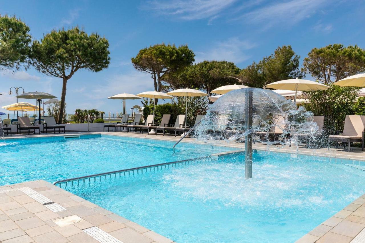 Park Hotel Ermitage Resort & Spa Lido di Jesolo Buitenkant foto