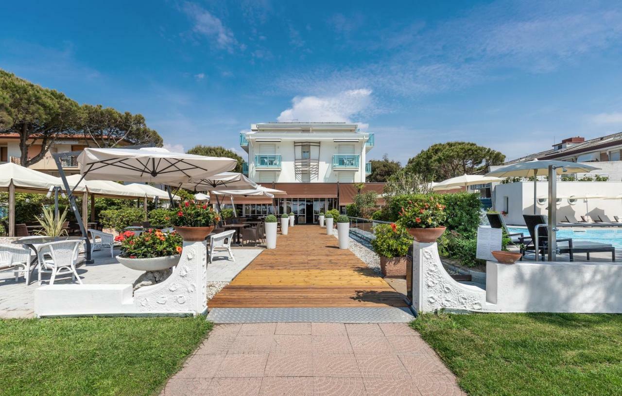 Park Hotel Ermitage Resort & Spa Lido di Jesolo Buitenkant foto