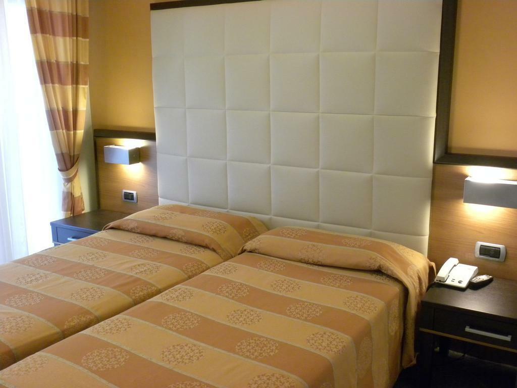 Park Hotel Ermitage Resort & Spa Lido di Jesolo Buitenkant foto